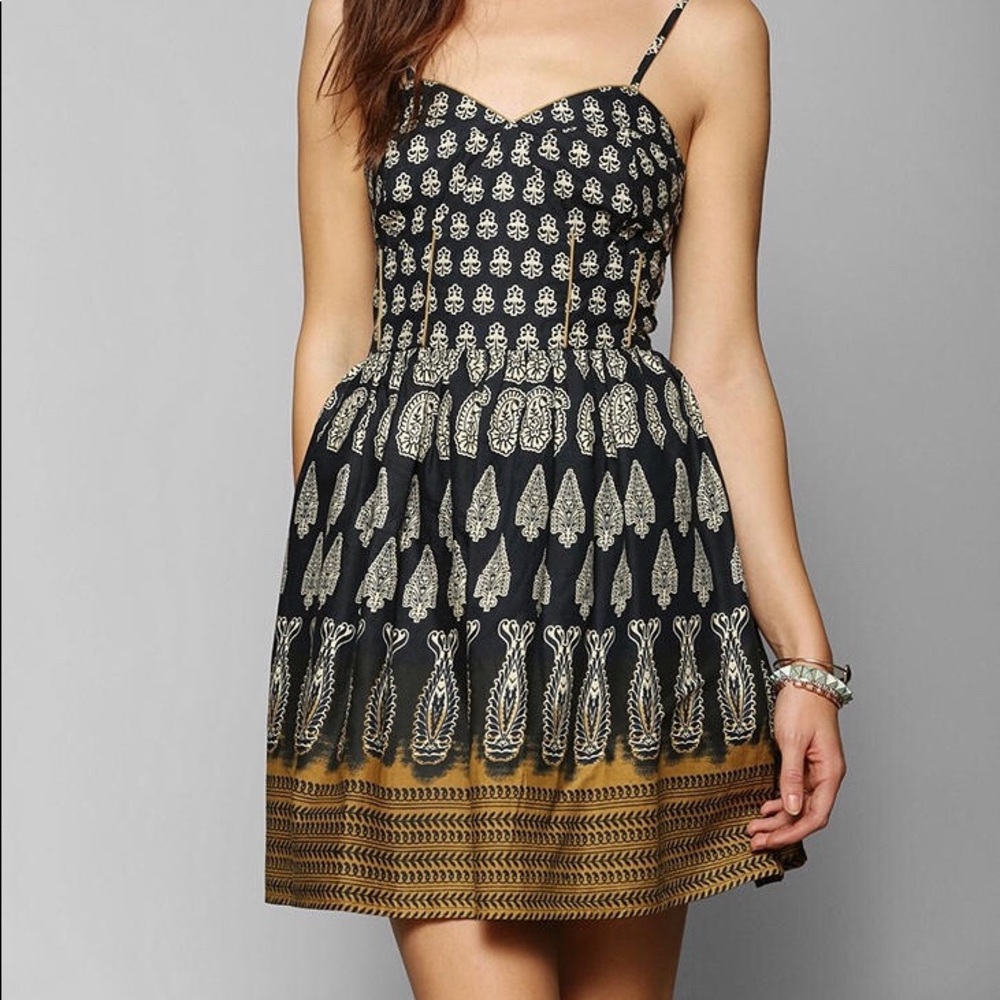 Urban Outfitters Band of Gypsies Paisley Dress